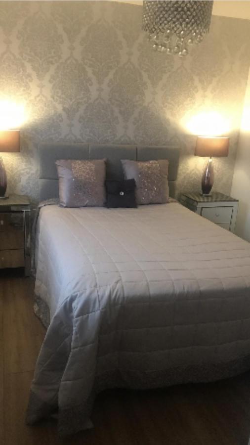 Double Room With En-Suite. Central For North West Rainhill Kültér fotó