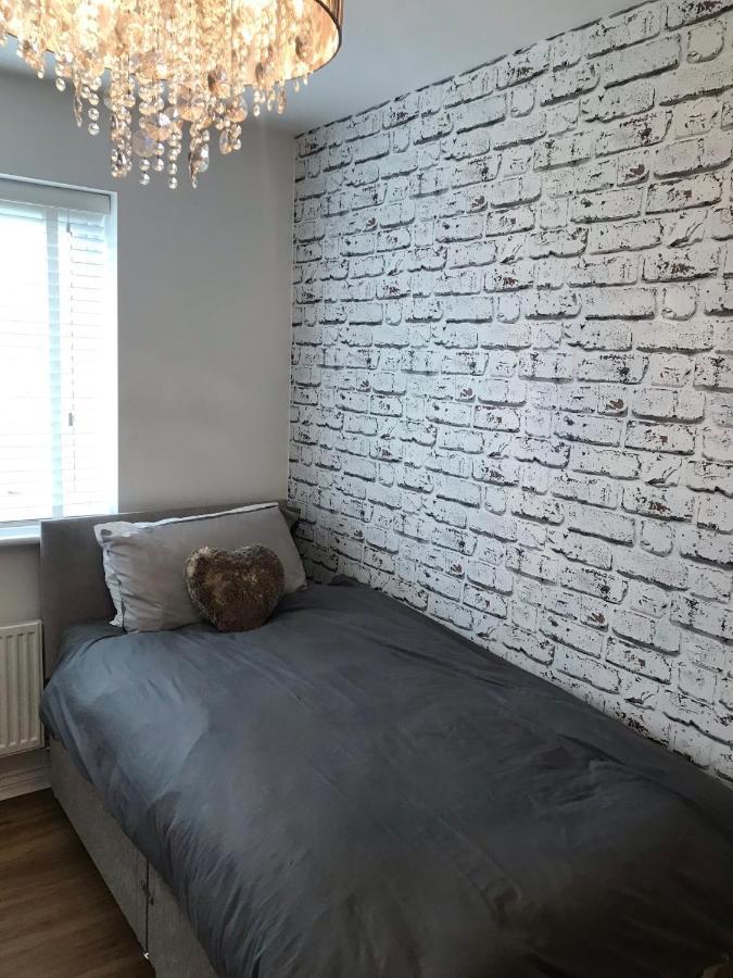 Double Room With En-Suite. Central For North West Rainhill Kültér fotó